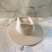 Cargar imagen en el visor de la galería, CUSTOM HAT