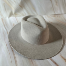 Cargar imagen en el visor de la galería, CUSTOM HAT