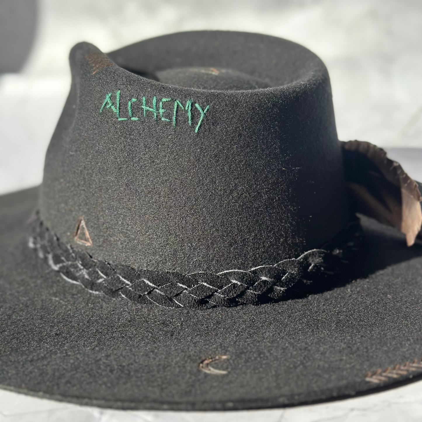 CUSTOM HAT ✦