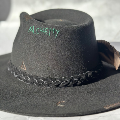 CUSTOM HAT ✦