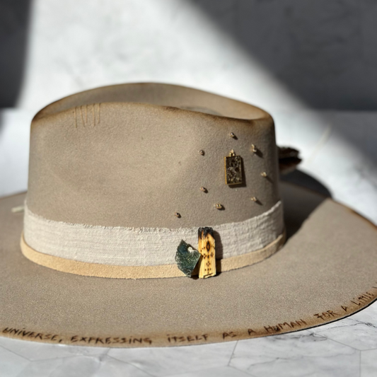 CUSTOM HAT ✦