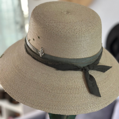 Cactus bucket