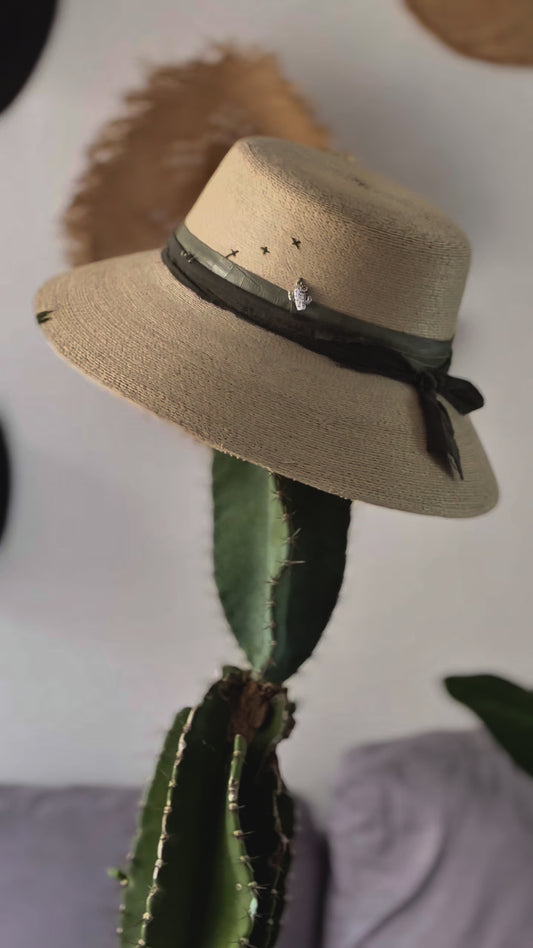 Cactus bucket